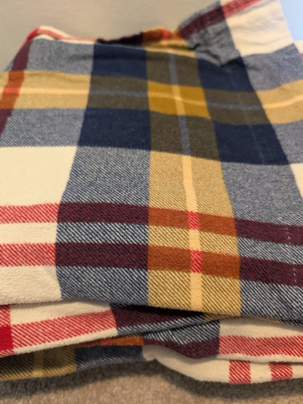 100% cotton flannel Queen size sheet set plaid red blue brown cream